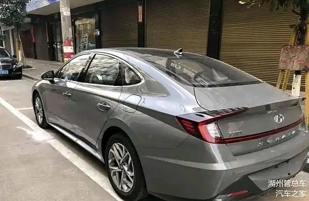 北京现代索纳塔10代,北京现代索纳塔10代多少钱