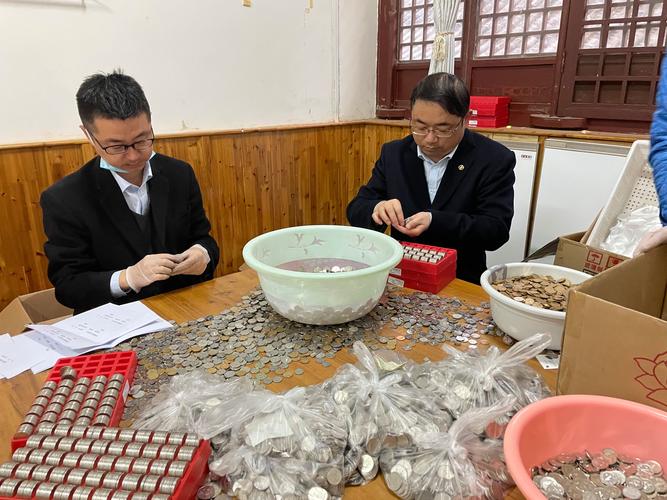 大零币和小零币,大零币和小零币哪个值钱