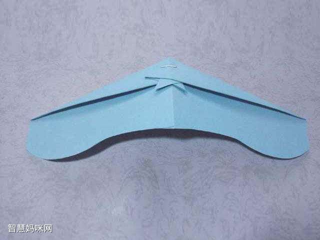 [纸飞机的折法视频]火箭纸飞机的折法视频