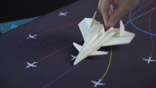 [纸飞君的纸飞机视频]纸飞君的纸飞机视频 歼20
