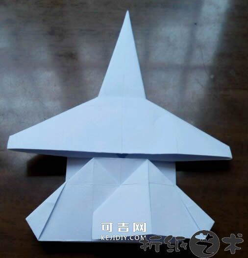 [怎么快速折纸飞机]怎么折纸飞机飞得又快又稳
