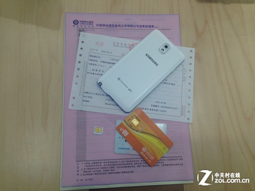 钱包哪里是放身份证的-身份证放钱包里可以识别