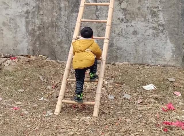 搞一个梯子,给个梯子就能上天