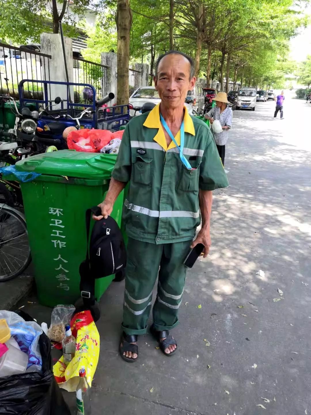 钱包偷垃圾桶,偷垃圾桶犯法吗