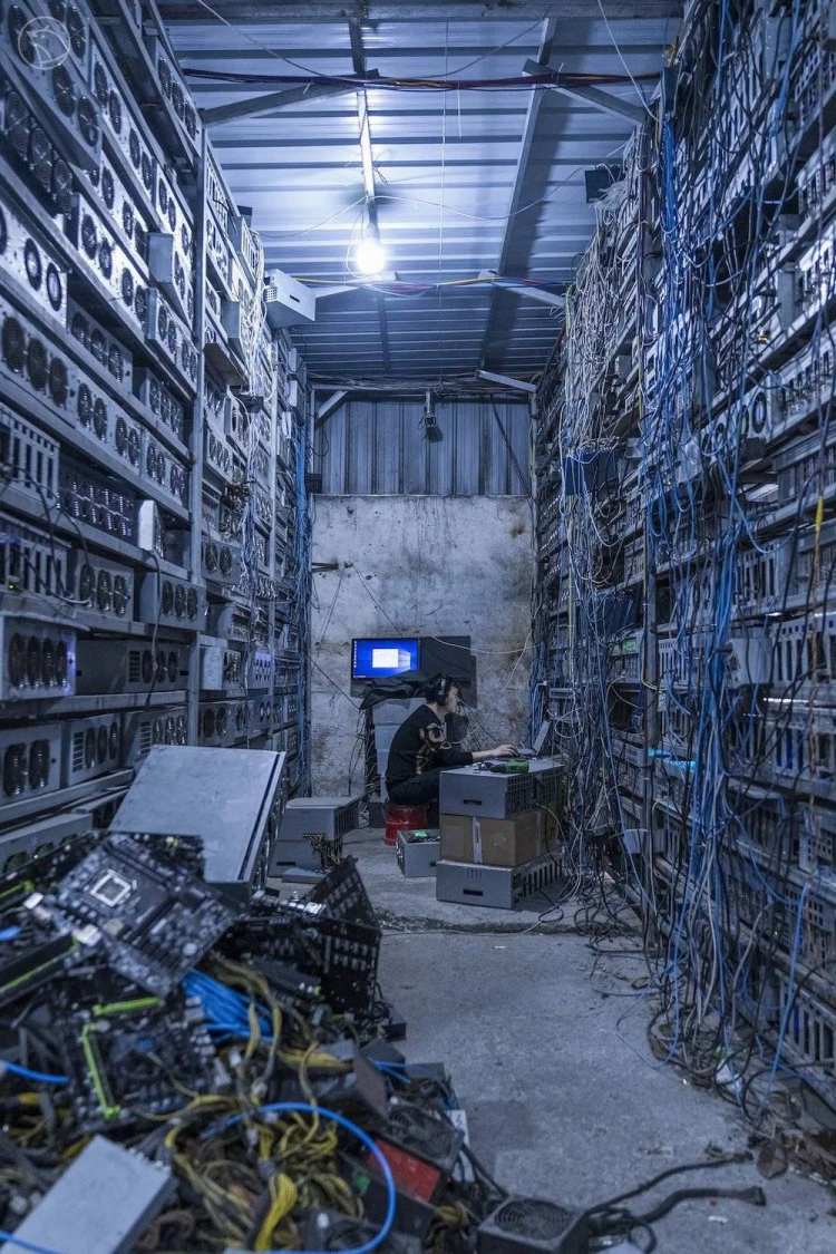 比特币矿机批发市场,比特币矿机厂家排名联系方式